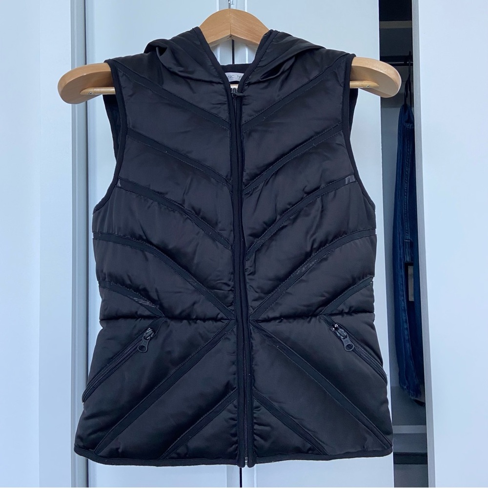 Blanc Noir - Mesh Insert Puffer Vest - Black - Size Small - Great Shape - Picture 12 of 17